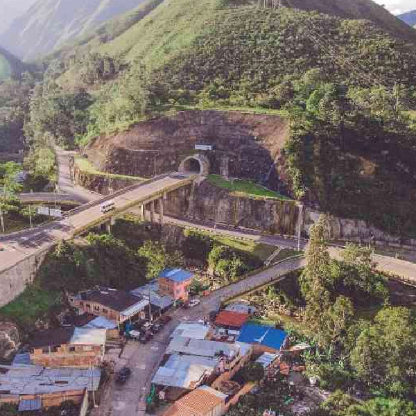 Infraestructura en Colombia - Especiales Dinero